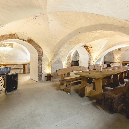 Guesthouse Kadrina Mois Zewnętrze zdjęcie