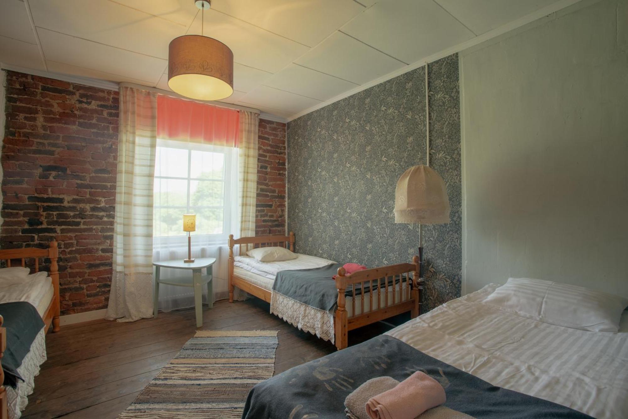 Guesthouse Kadrina Mois Zewnętrze zdjęcie